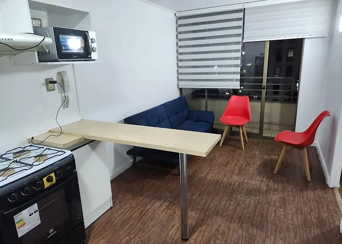 A Pasos De Metro Hospitales Con Parking Por Pagar
